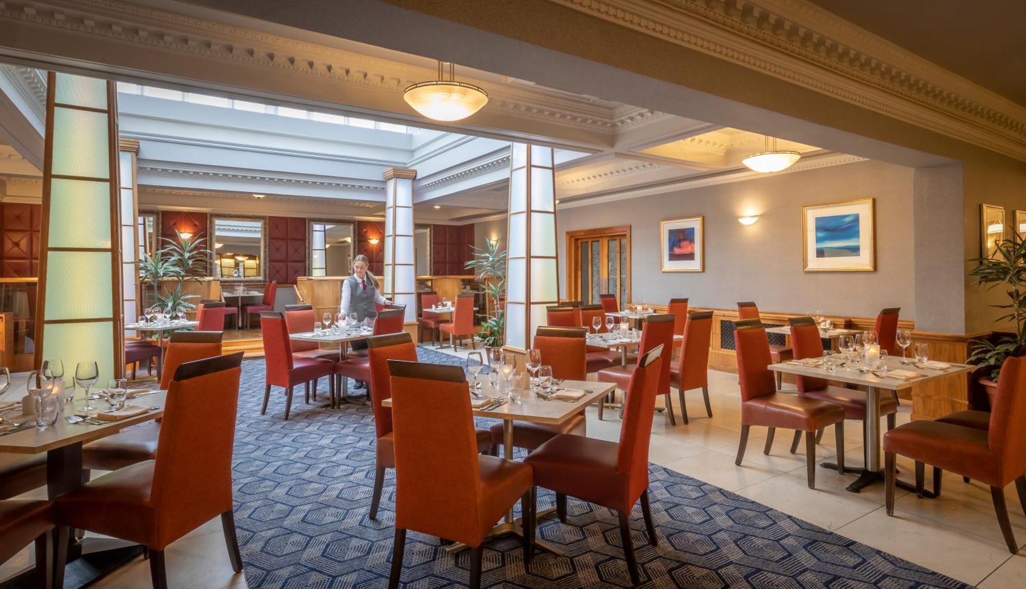 Slieve Russell Hotel แบลลีคอนเนลล์ ภายนอก รูปภาพ
