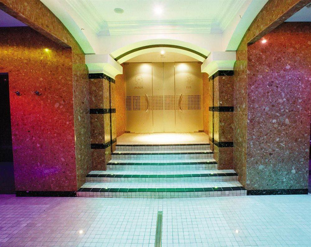 Slieve Russell Hotel แบลลีคอนเนลล์ ภายนอก รูปภาพ