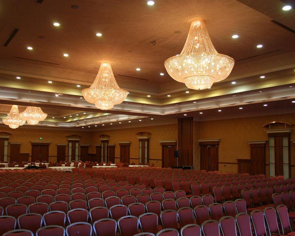 Slieve Russell Hotel แบลลีคอนเนลล์ ภายนอก รูปภาพ