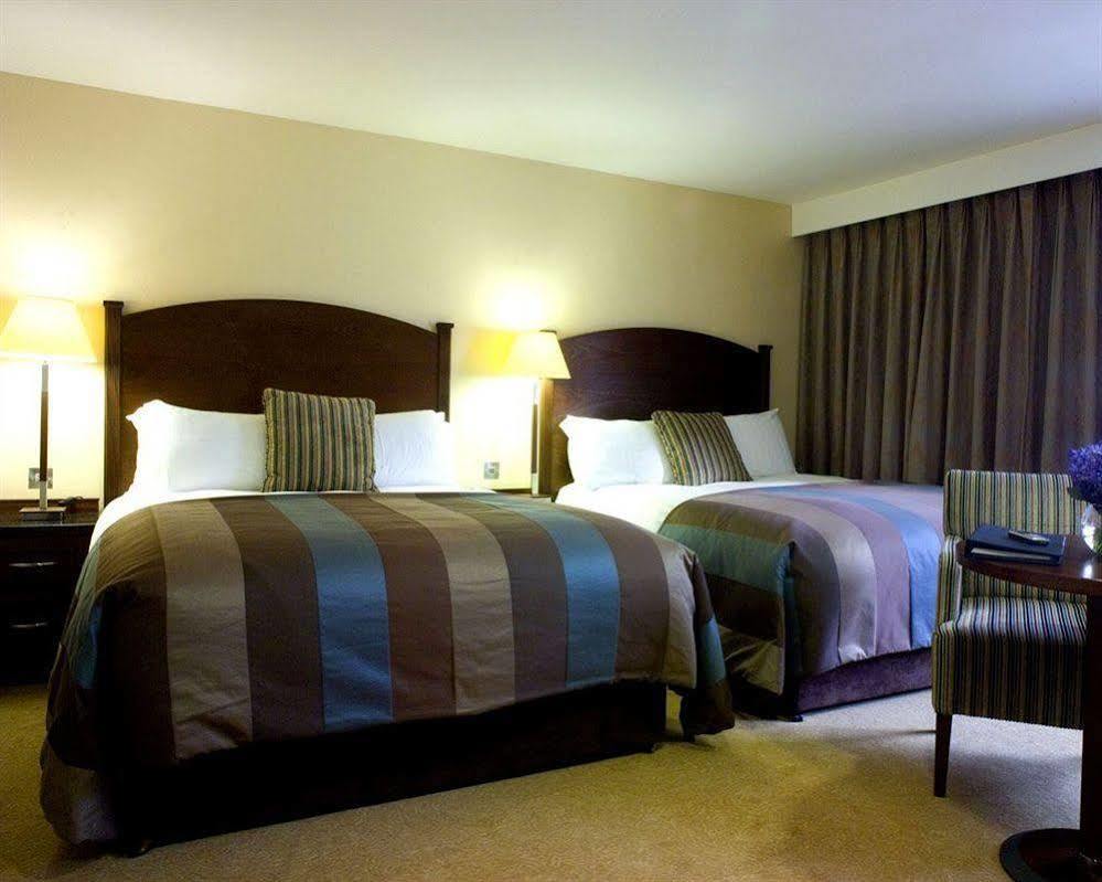Slieve Russell Hotel แบลลีคอนเนลล์ ภายนอก รูปภาพ